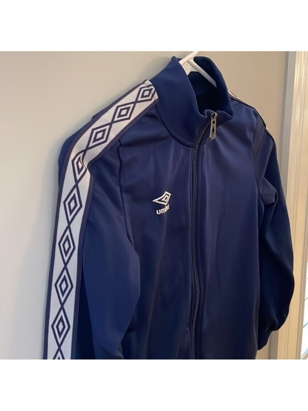 Umbro Full Zip Jacket - Picture 2 of 5